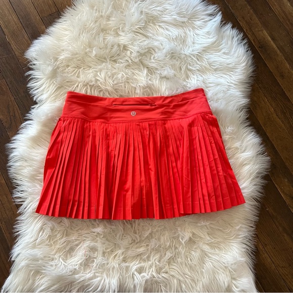 lululemon athletica Dresses & Skirts - Lululemon street to pleat ll alarming 6
